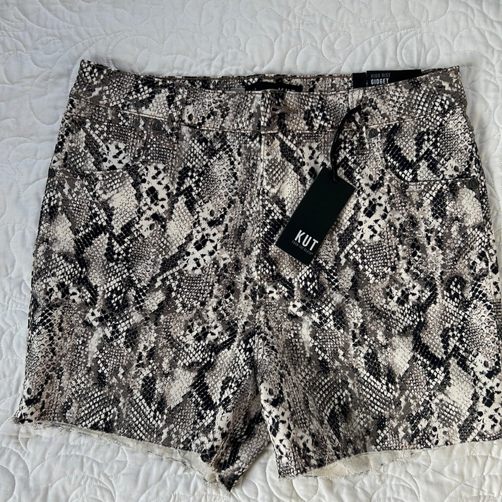 Kit high rise Gidget shorts